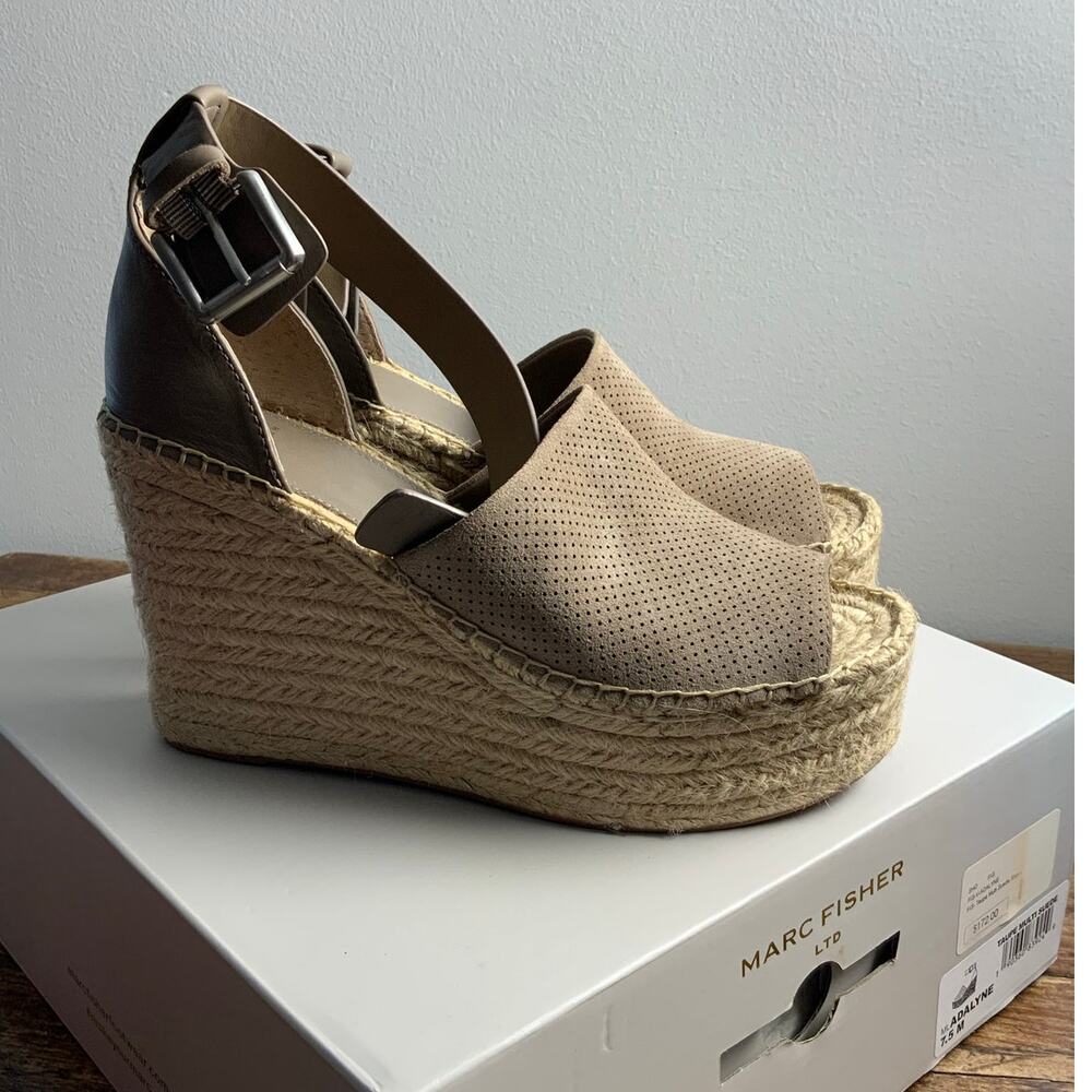 Marc Fisher Womens Adalyn Suede Saddle Espadrille‎ Wedge Sandals Sand Dollar